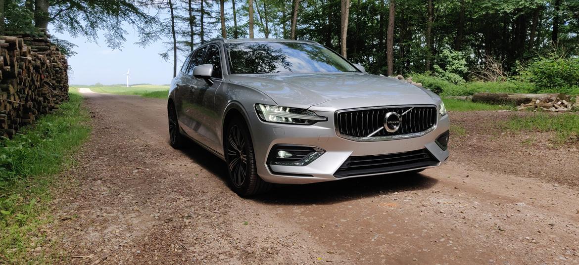 Volvo V60 inscription D4  billede 1