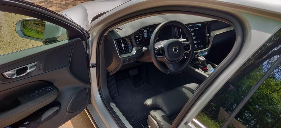 Volvo V60 inscription D4  billede 3