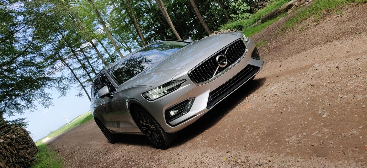 Volvo V60 inscription D4  billede 2