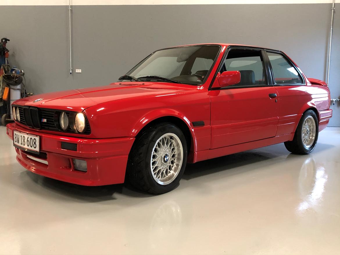 BMW E30 320i 2 dørs billede 2