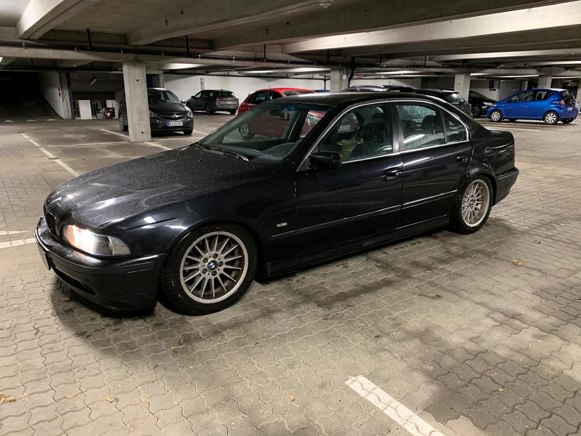 BMW E39 528i billede 12