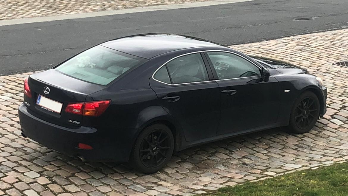 Lexus IS250 aut. billede 1