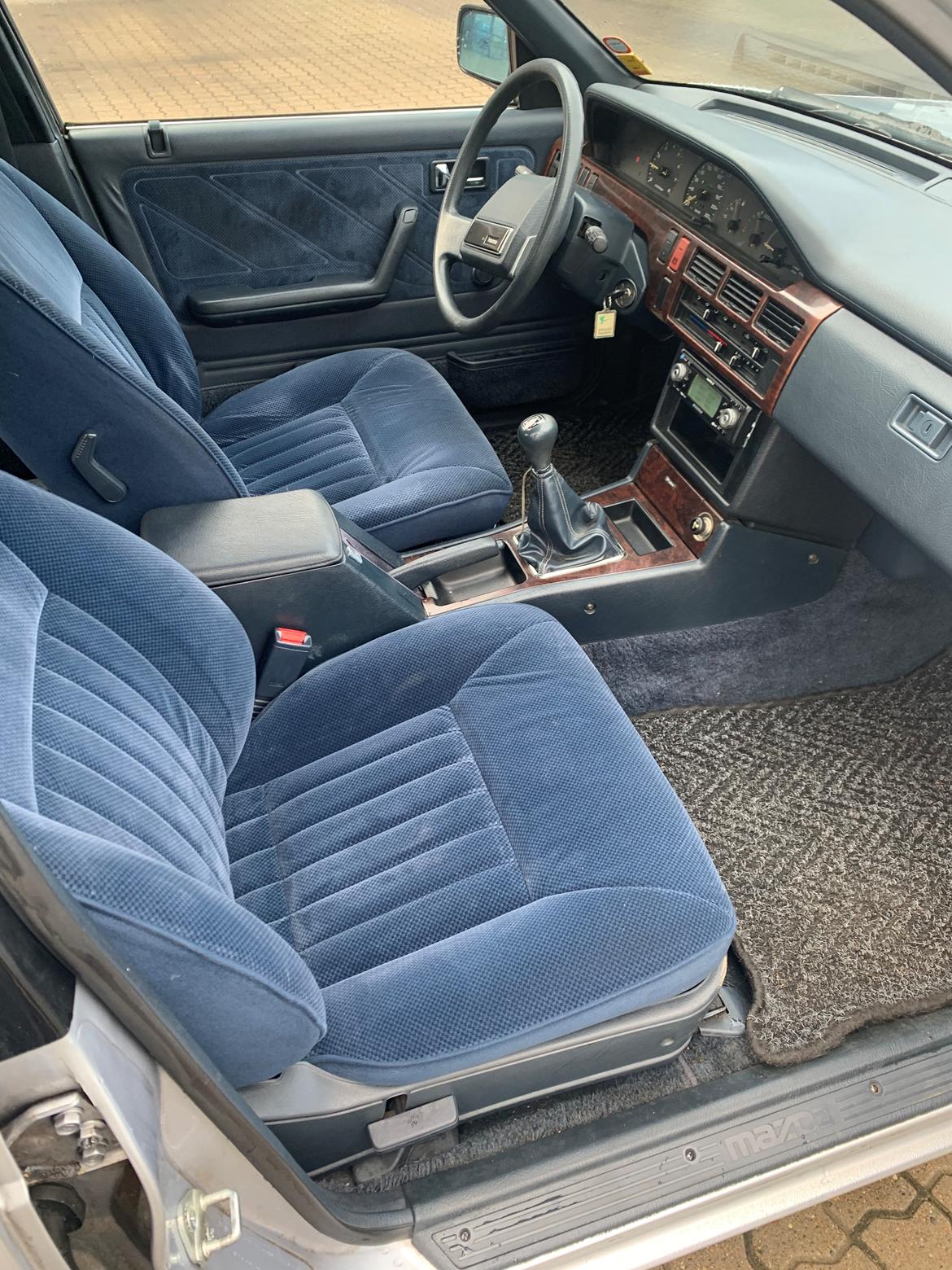 Mazda 929 2,2 lx billede 3