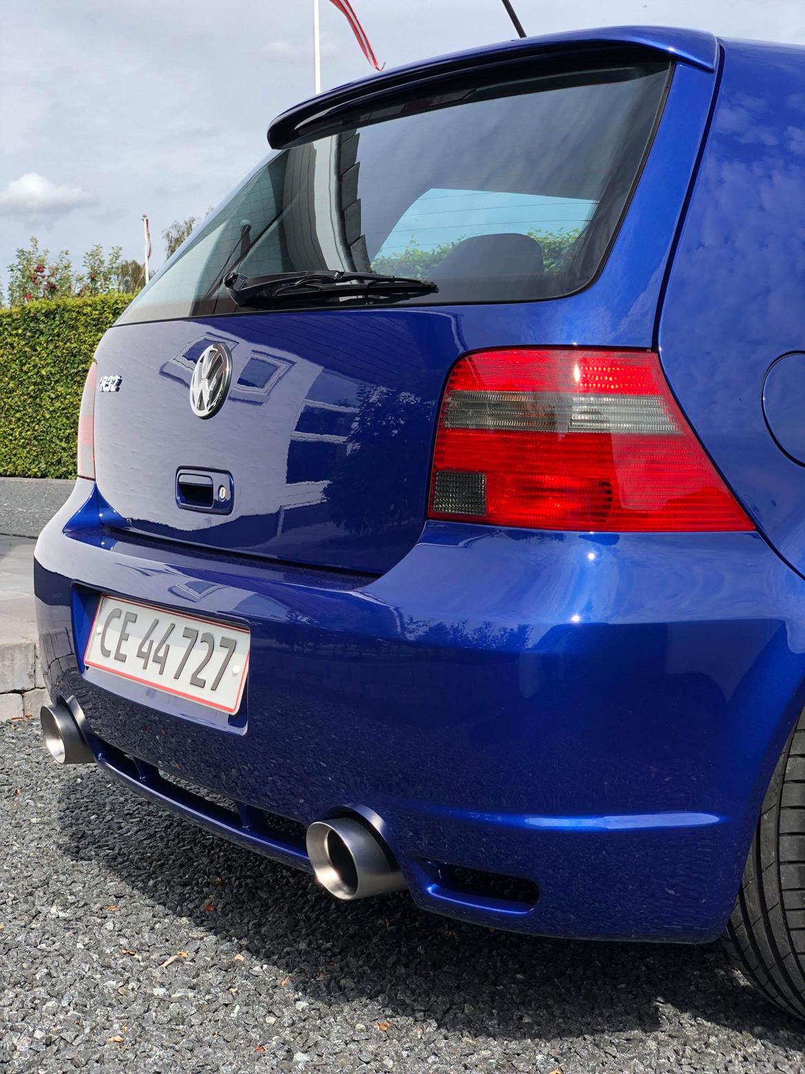 VW Golf 4 R32 Turbo billede 1