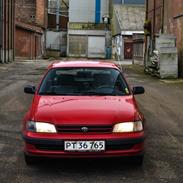 Toyota Carina E 1.6 (SOLGT)