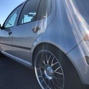 VW Golf IV (1j1) 2.0 (115HK) Motorkode AZJ