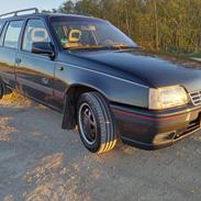 Opel Kadett E Caravan Club 1.6Si