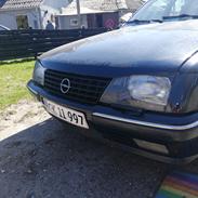 Opel Senator a2 solgt