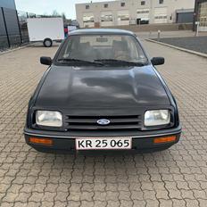 Ford Sierra 2,0 V6 GL