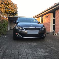 Peugeot 308 Allure SW 2.0 BlueHDI EAT6