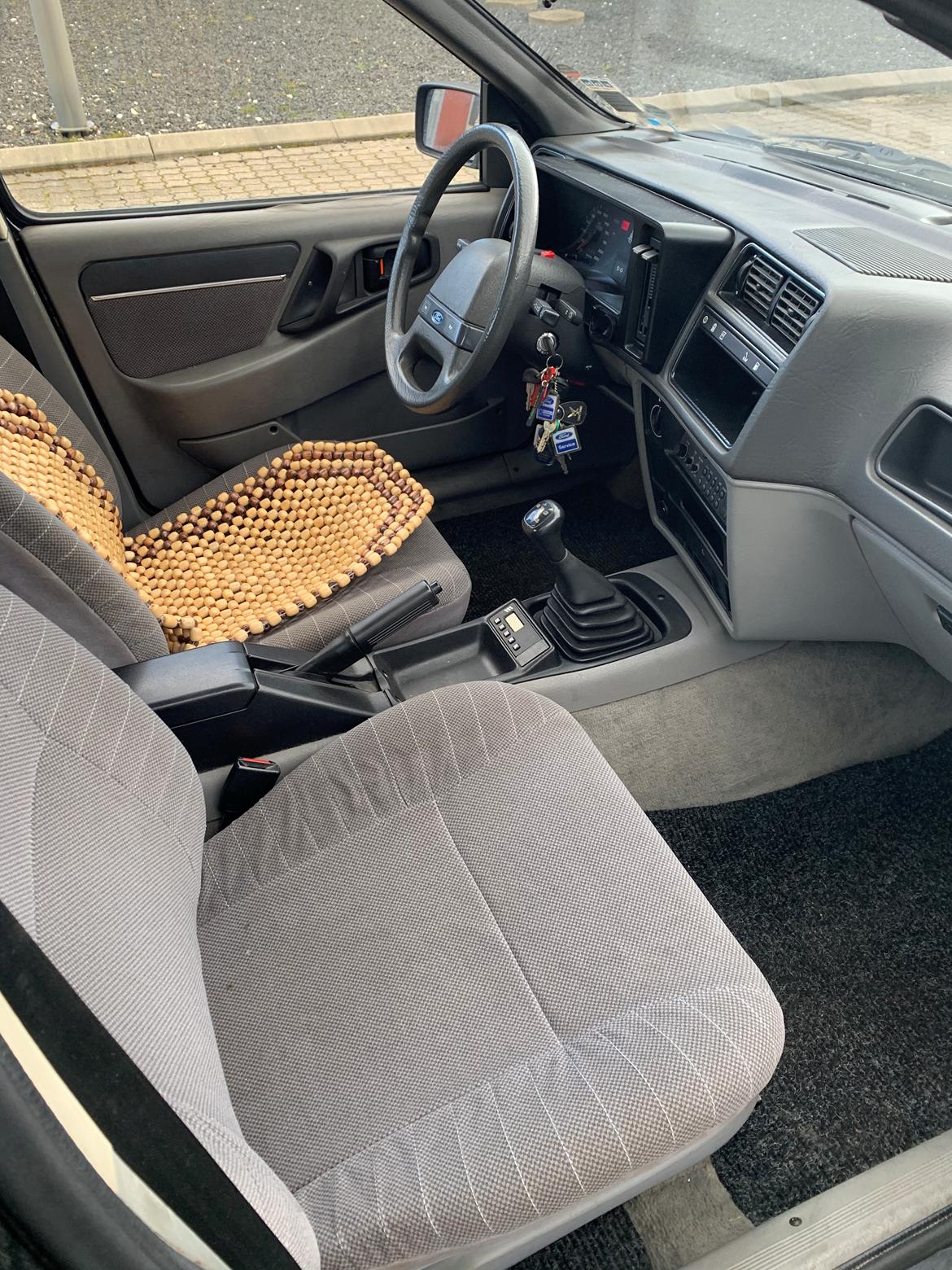 Ford Sierra 2,0 V6 GL billede 4