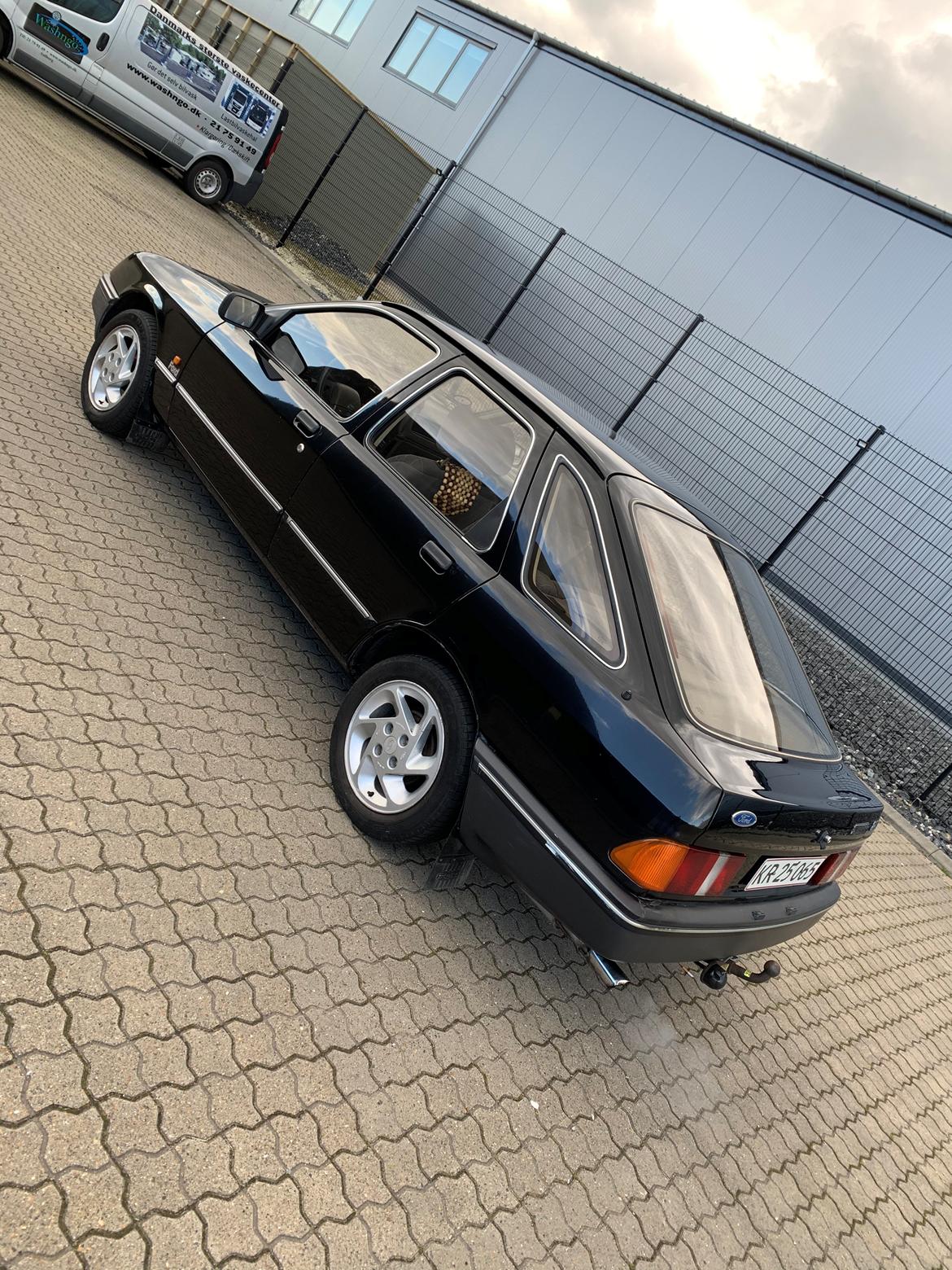 Ford Sierra 2,0 V6 GL billede 11