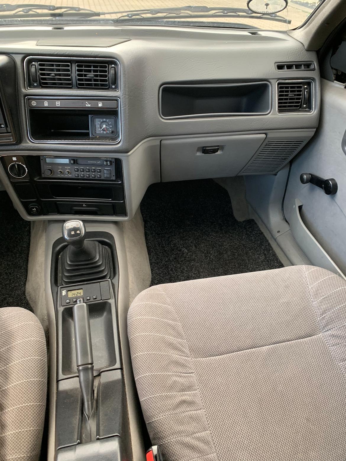 Ford Sierra 2,0 V6 GL billede 13