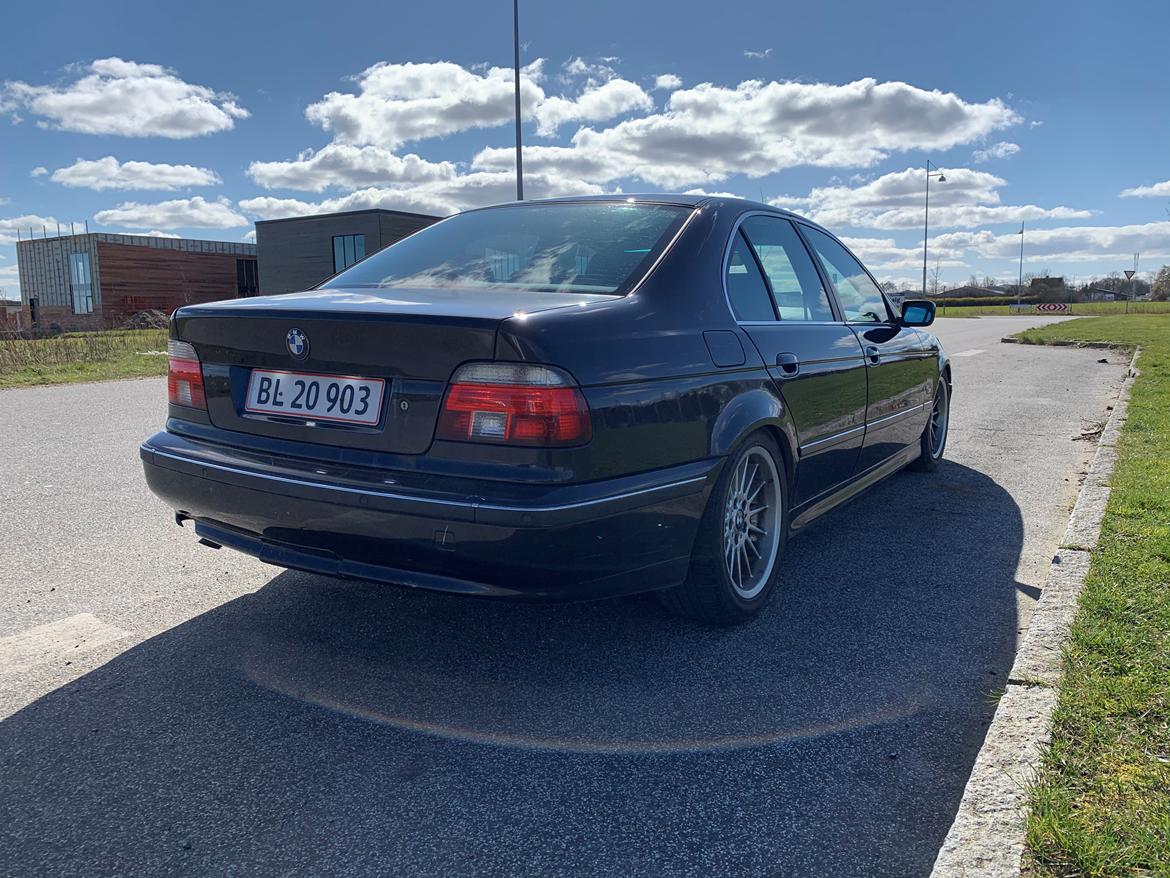 BMW E39 528i billede 7