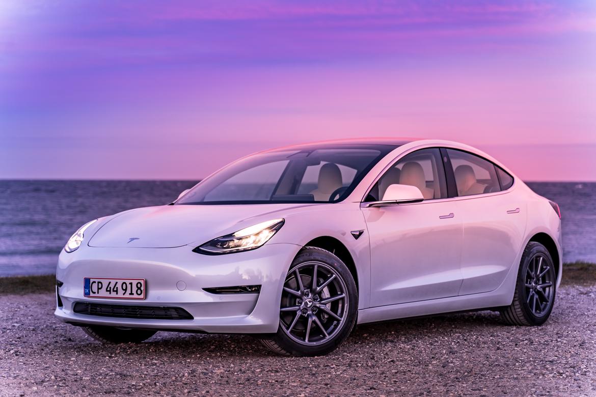 Tesla Model 3 Long Range AWD Billeder af biler Uploaded af Christian N