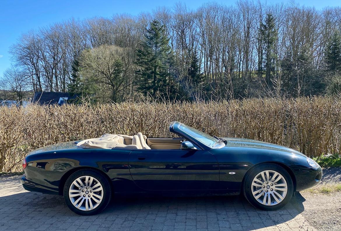 Jaguar XK8 4,0 V8 aut. Cabriolet billede 2