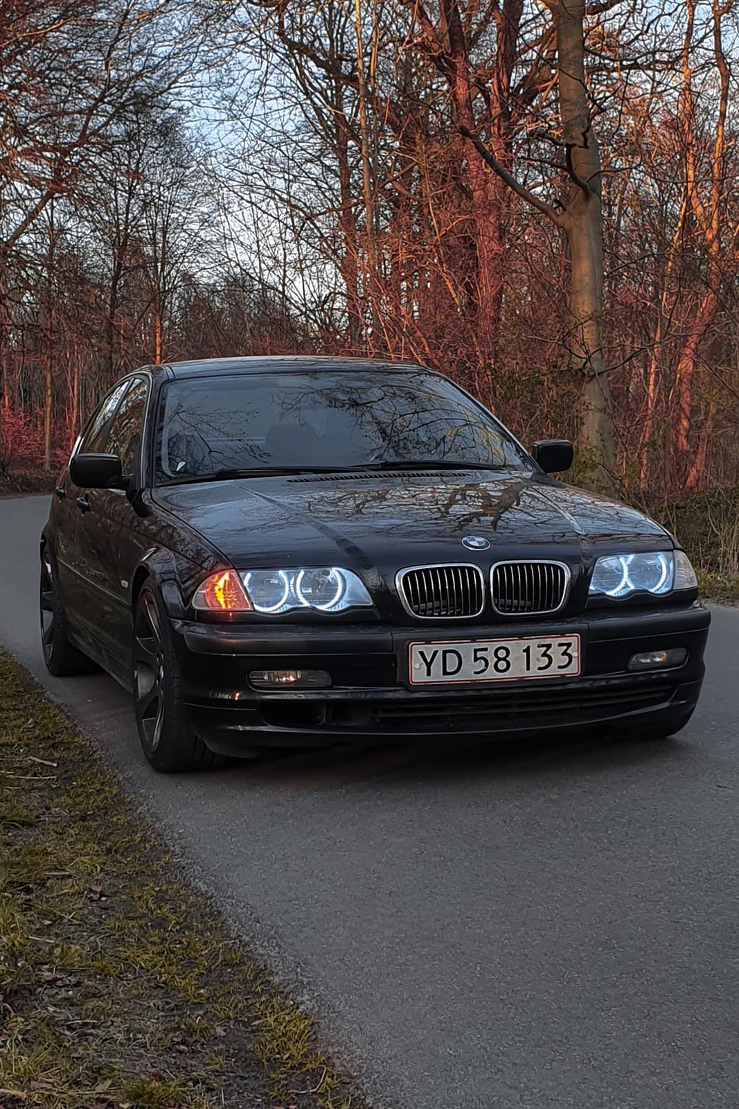 BMW 325i billede 4