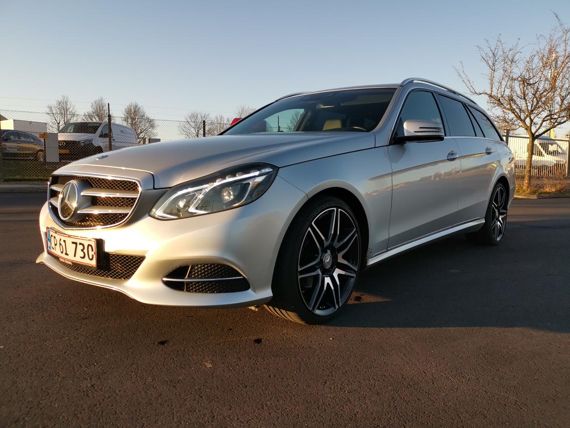 Mercedes Benz E220 billede 3