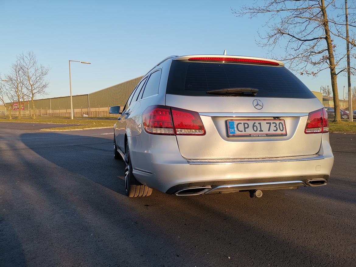 Mercedes Benz E220 billede 10