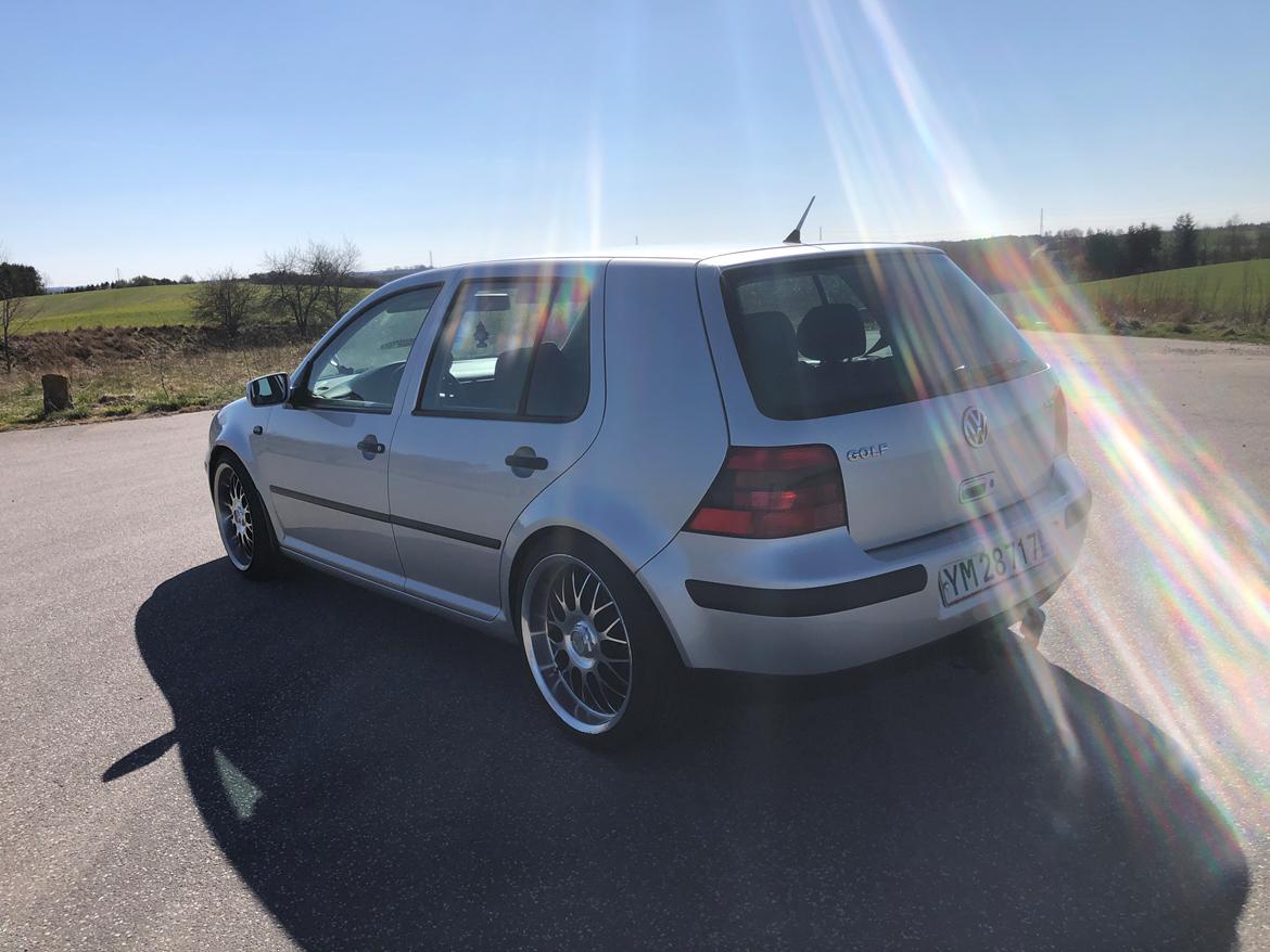 VW Golf IV (1j1) 2.0 (115HK) Motorkode AZJ billede 4