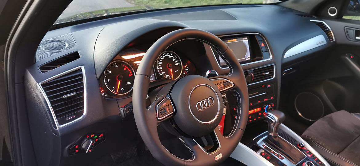 Audi Q5 S-line  billede 5