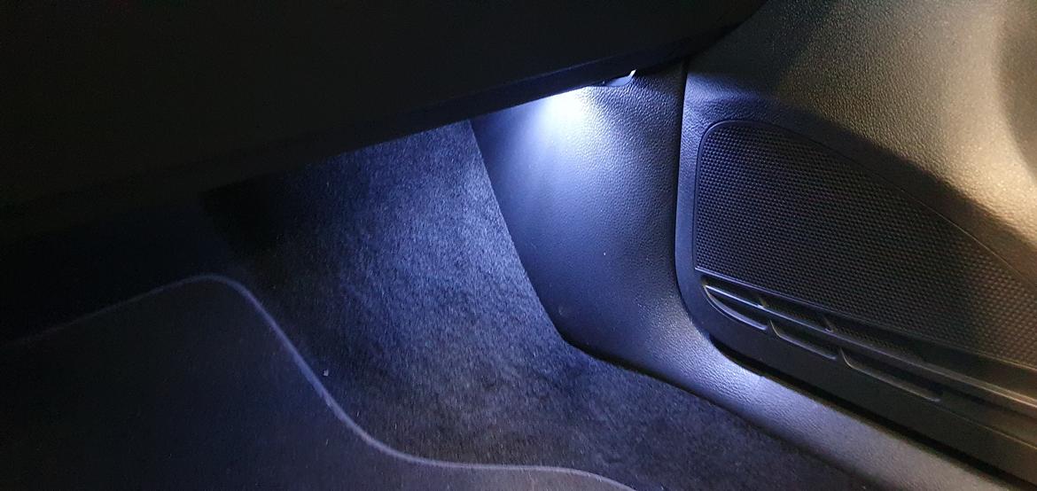 VW  GOLF 1,6 AUT. ( SOLGT ) billede 12