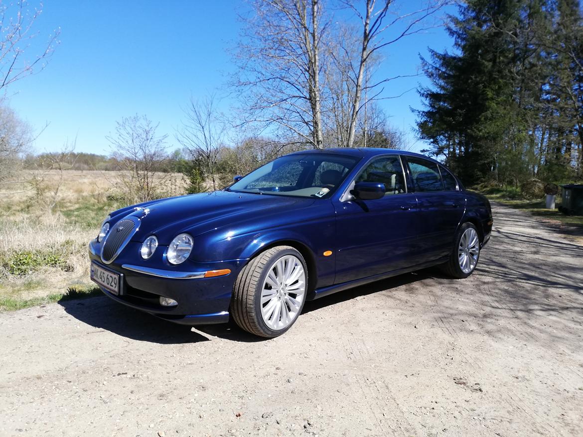 Jaguar S-type 4,0 V8 billede 8