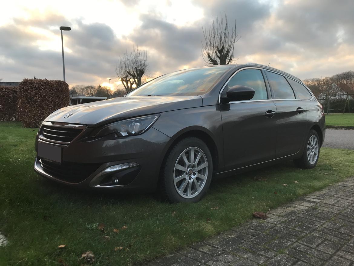 Peugeot 308 Allure SW 2.0 BlueHDI EAT6 billede 6