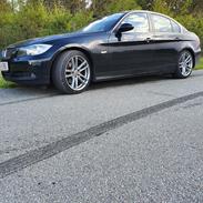 BMW 325i