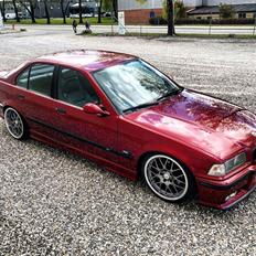 BMW E36 320i Sedan (SOLGT) 