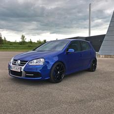 VW Golf 5 R32