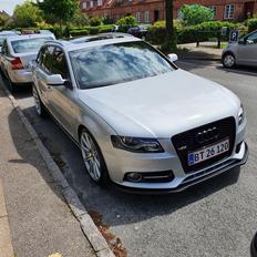 Audi A4 Avant B8 S-line med Panorama ( TIDL BIL )