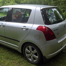 Suzuki Swift 1,3