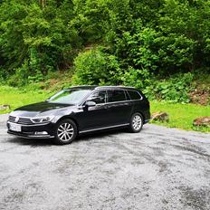 VW Passat HIGHLINE