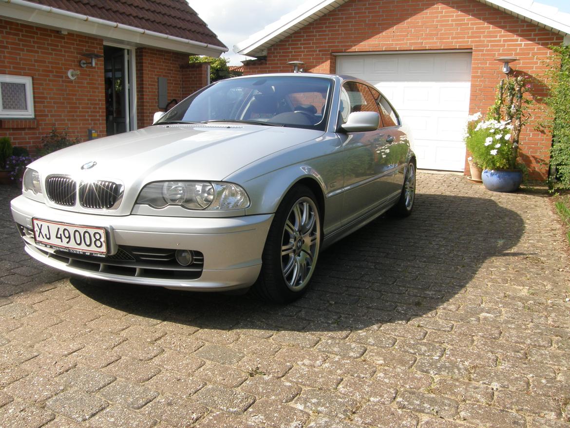 BMW 330ci billede 1