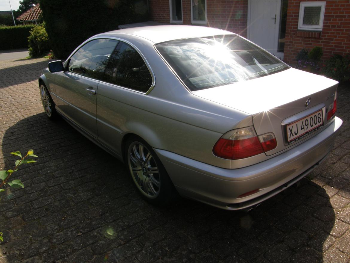 BMW 330ci billede 2