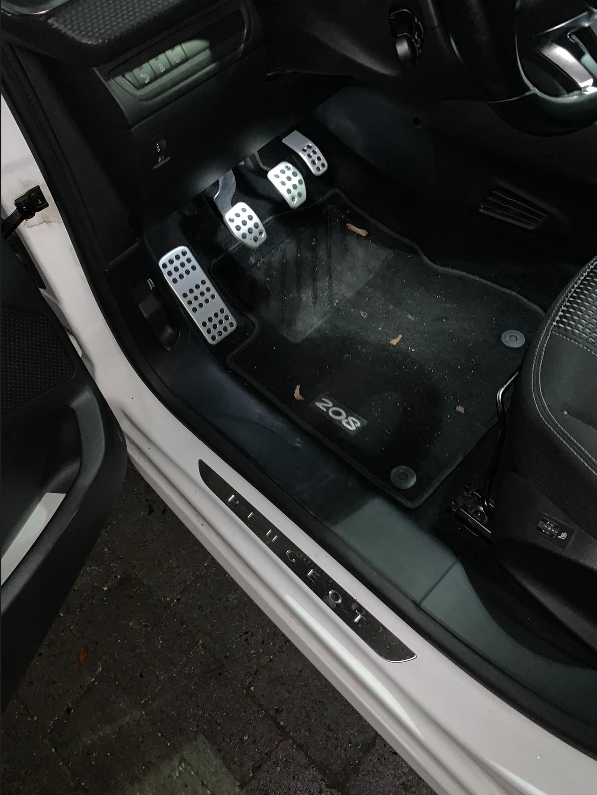 Peugeot 208 Allure billede 9