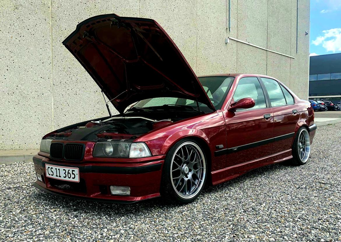 BMW E36 320i Sedan (SOLGT)  billede 6