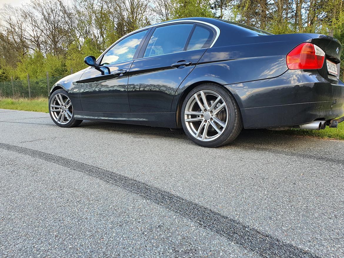 BMW 325i billede 3