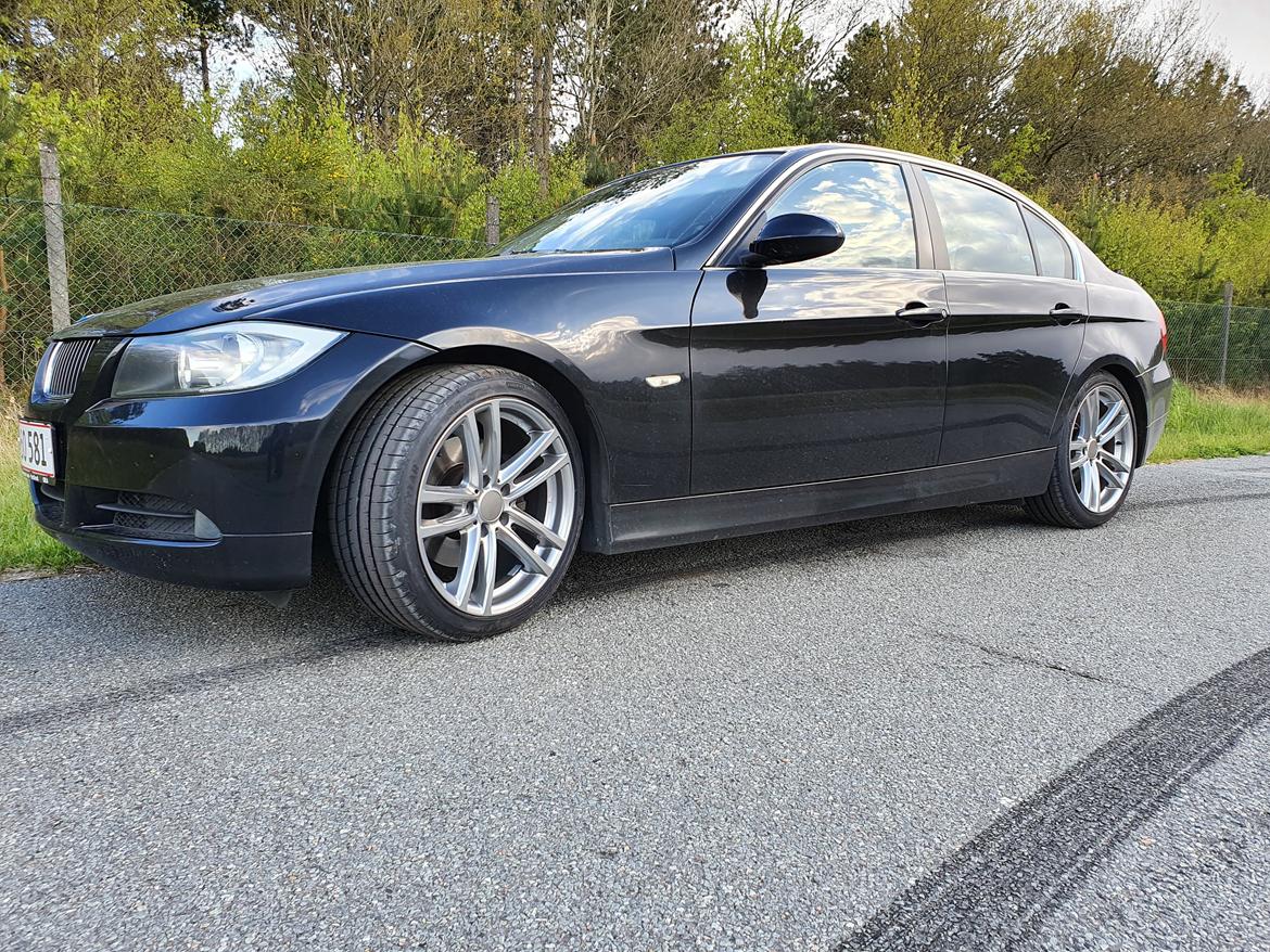 BMW 325i billede 4