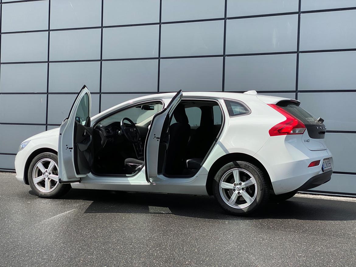 Volvo V40 2.0 D2 billede 5