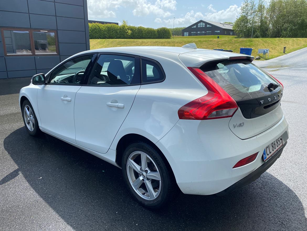 Volvo V40 2.0 D2 billede 22