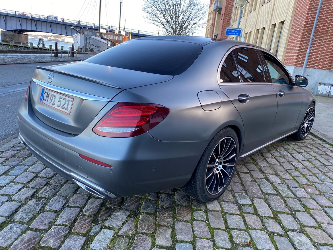 Mercedes Benz E220 Avantgarde billede 4