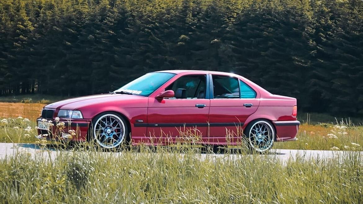 BMW E36 320i Sedan (SOLGT)  billede 3