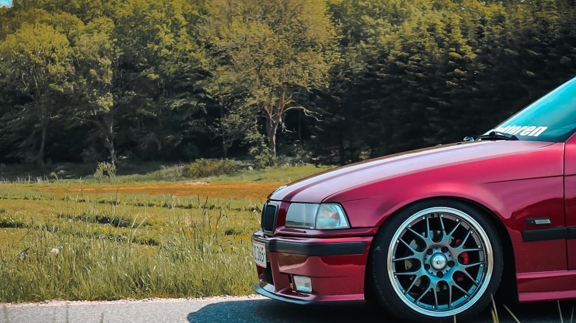 BMW E36 320i Sedan (SOLGT)  billede 4