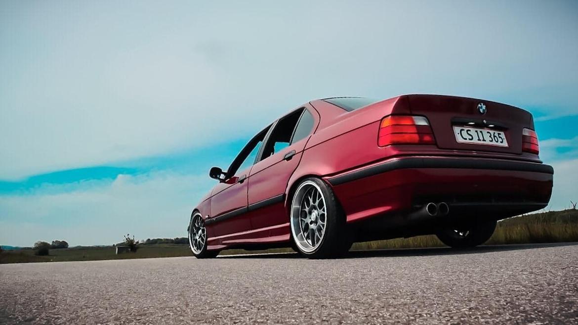 BMW E36 320i Sedan (SOLGT)  billede 7