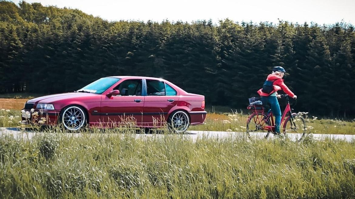 BMW E36 320i Sedan (SOLGT)  billede 15