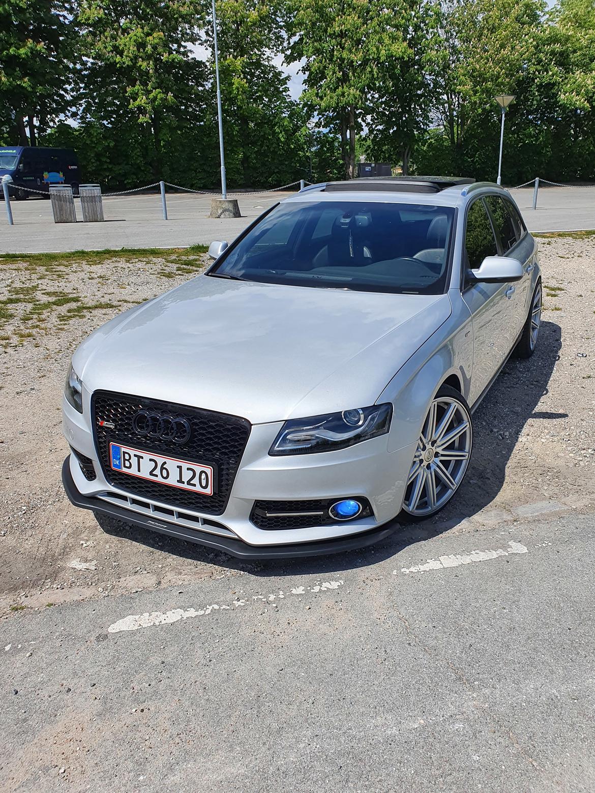 Audi A4 Avant B8 S-line med Panorama ( TIDL BIL ) billede 1