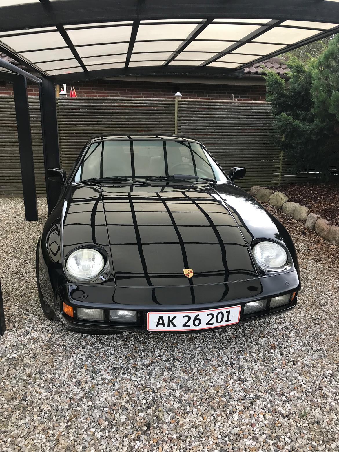 Porsche 928S billede 2