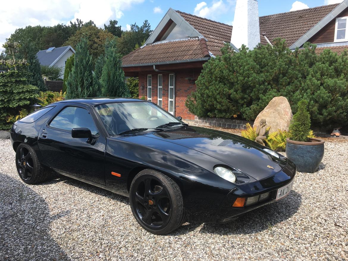 Porsche 928S billede 3